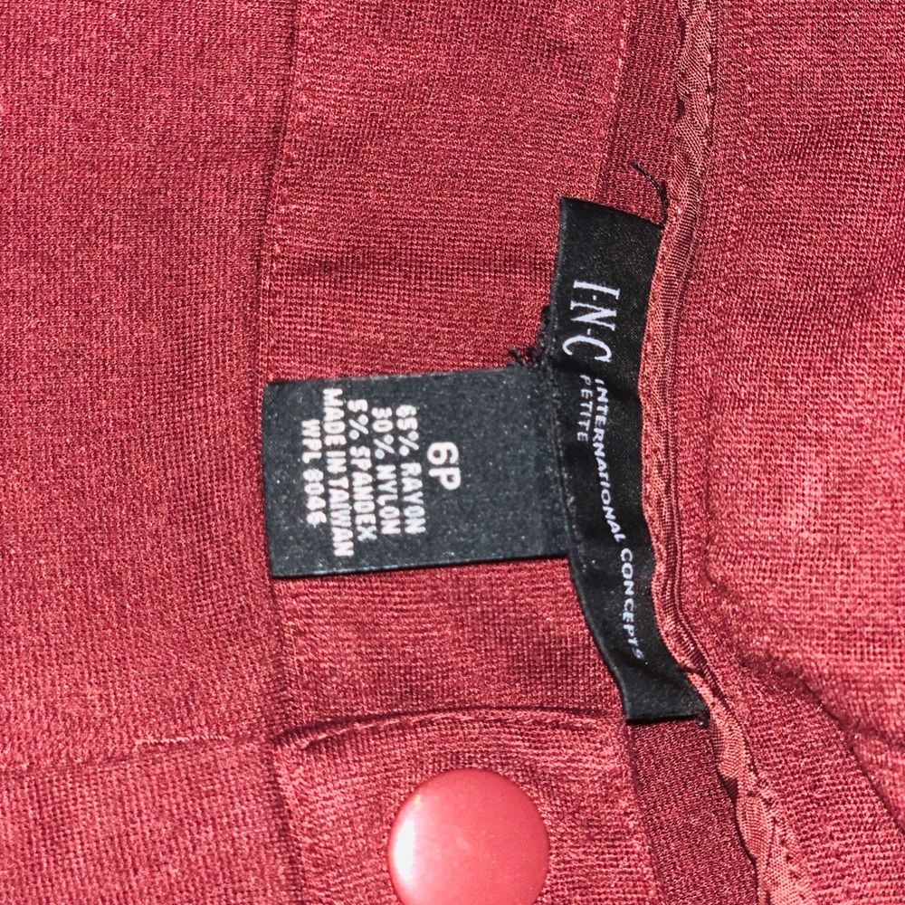 Burgundy Capri INC PANTS.  SIZE 6p - Picture 3 of 3